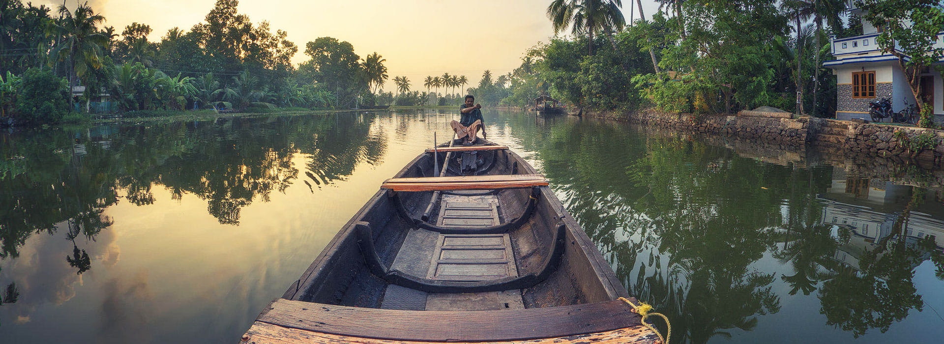 Exotic Escape to Kerala With Houseboat Stay